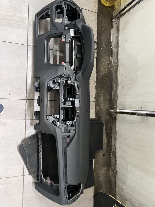 Арматурно табло бмв х3 г01 ( armaturno tablo bmw x3 g01 )