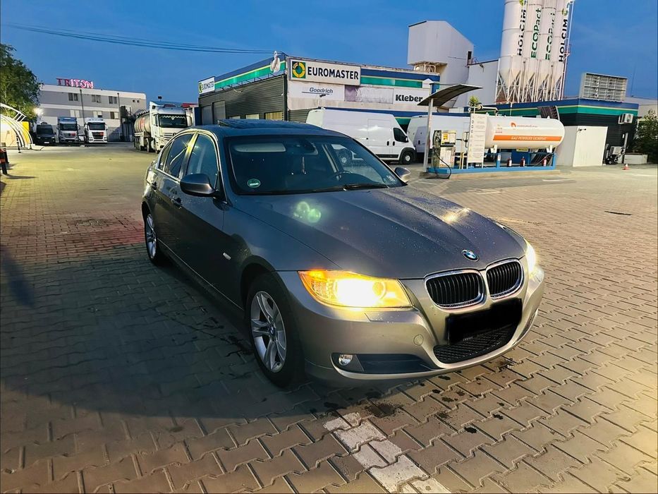 BMW 3 Series 2011 — imagine 3