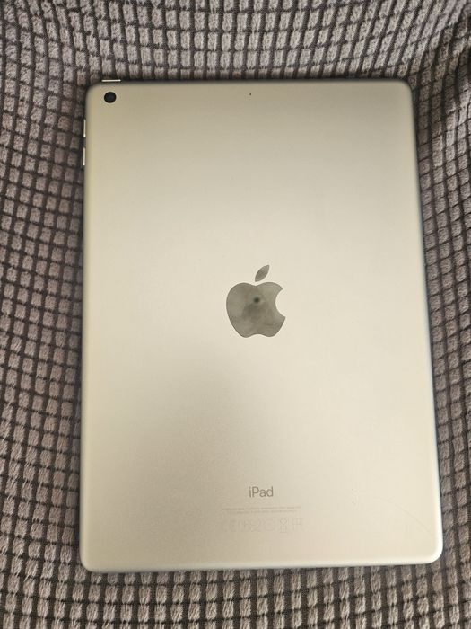 iPad 5th generation 32GB