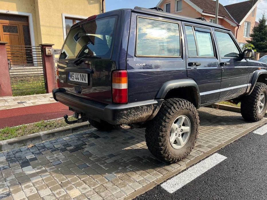 Jeep Cherokee XJ
