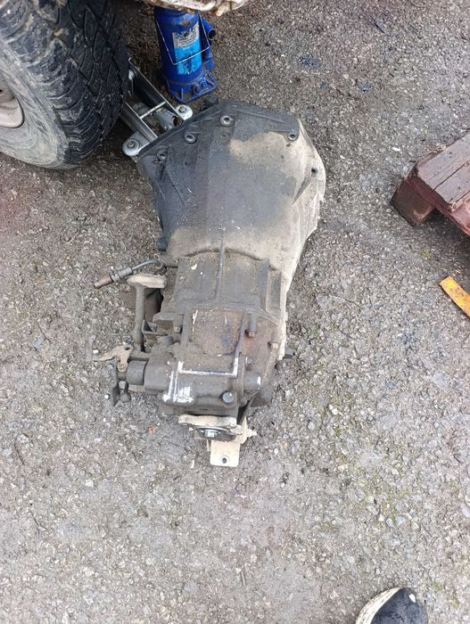 Мерцедес спринтер 313 2.2 CDI на Части