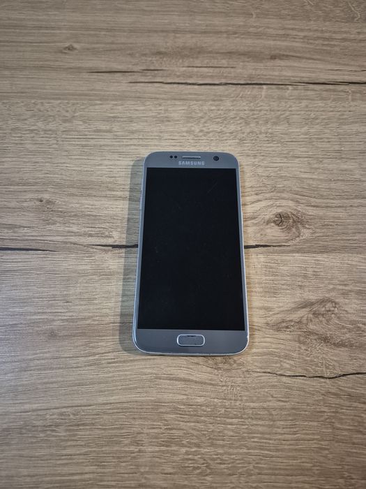 Telefon mobil Samsung S7 cu husa baterie externa