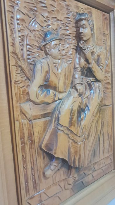 Tablou sculptat in lemn