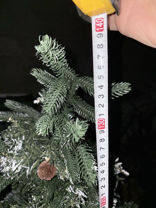 Елка искуственная