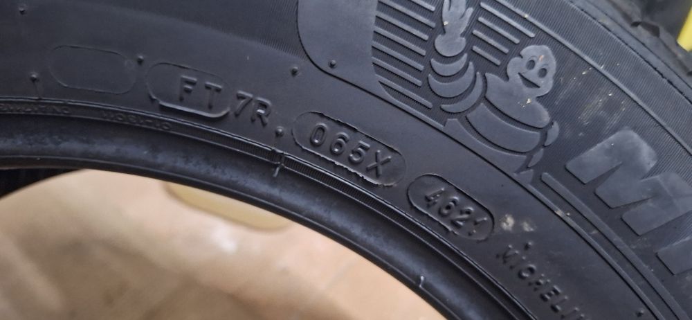 КАТО НОВИ! 2 бр 205 60 16 Michelin crossclimate 2
