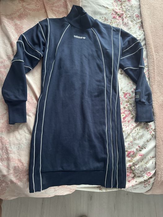 Спортна рокля Adidas