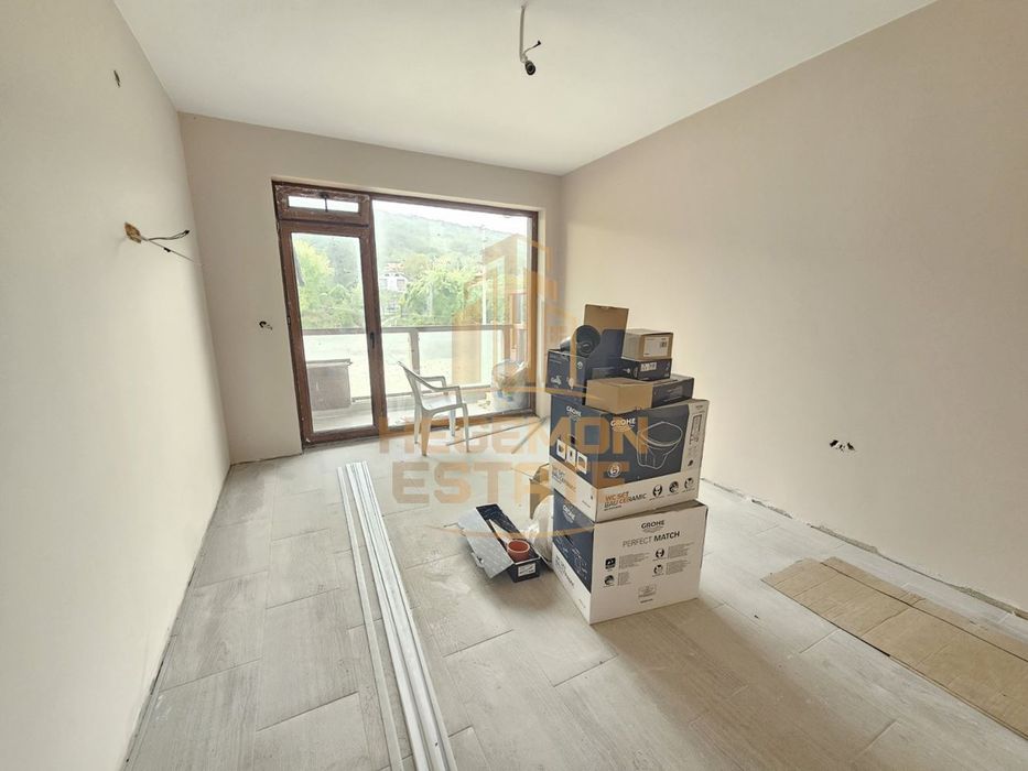 Продава се Четиристаен апартамент в Балчик - 209 кв.м за 1242 €/кв.м - Снимка #12