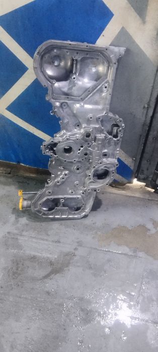 Продам крышки ГРМ EZ30. Торг имеется 55000