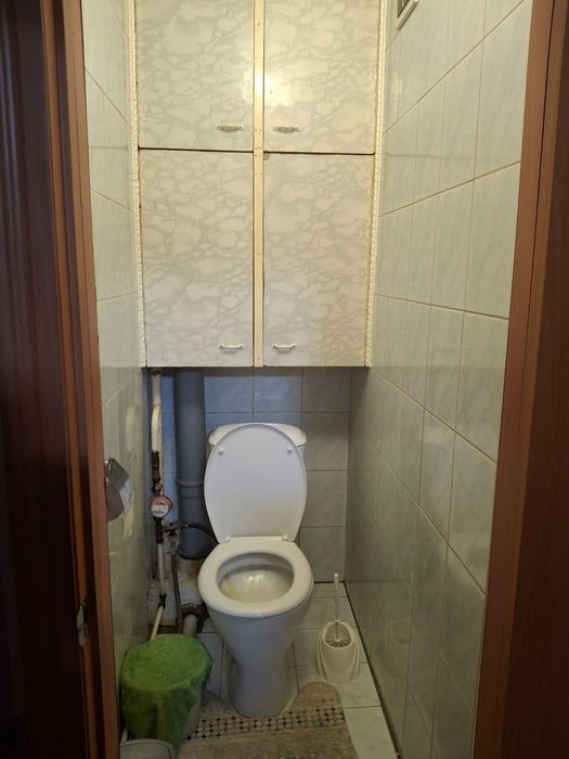 возьмем девочку на подселение