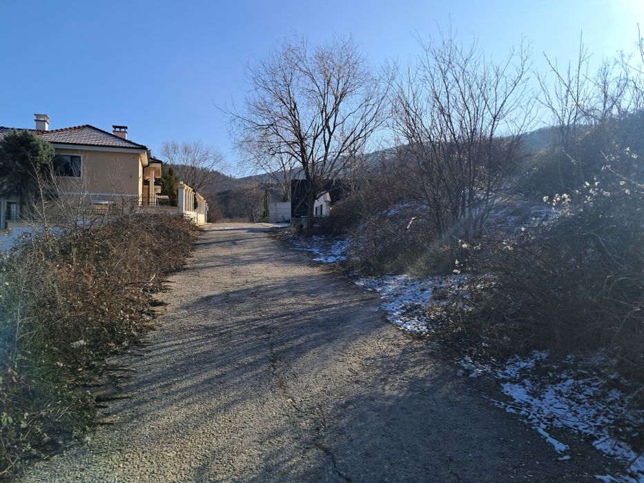 Продава се Парцел в Асеновград - 2416 кв.м за 27 €/кв.м - Снимка #1