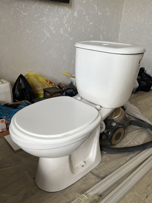 Продам унитаз
