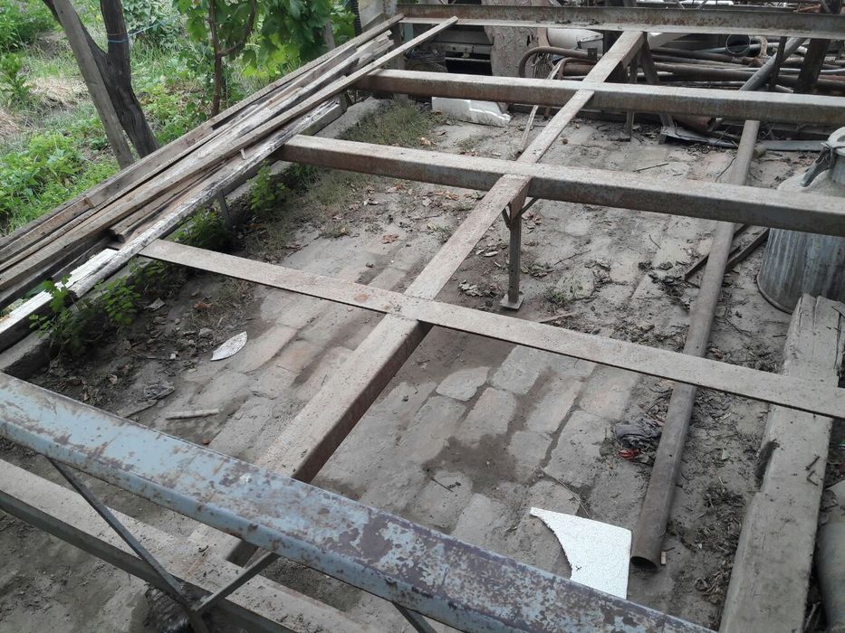 Топчан металлический