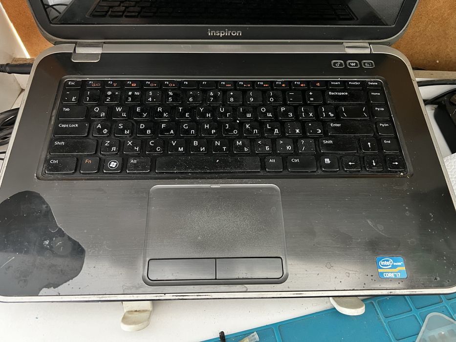 Dell noutbook sotiladi