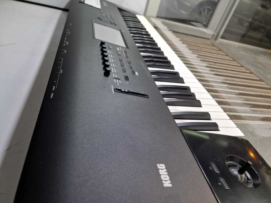 KoRG Nautilius 61 Clape