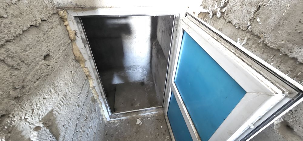 Двухэтажный сухой гараж Ердена