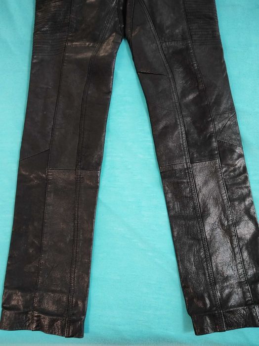 Дамски  панталон.