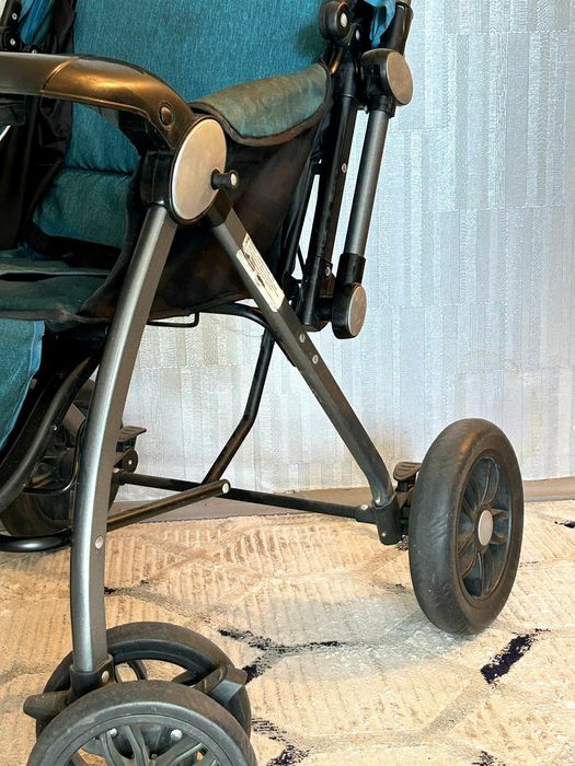 Продаётся  детская коляска