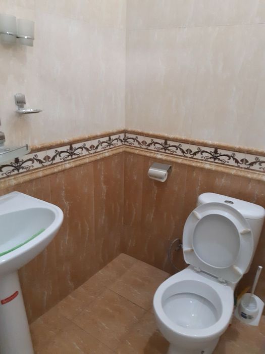 Сдаю участок не большой 110 кв  недорго под жилье или офис  .