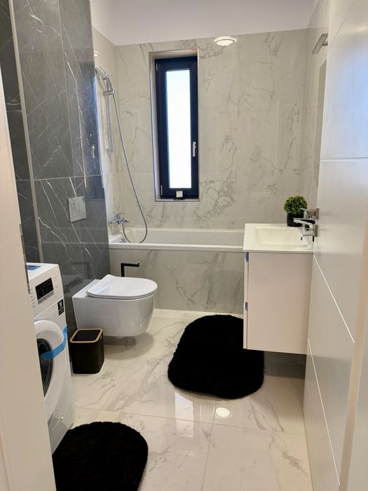 Proprietar vand **Apartament 2 camere Lux**