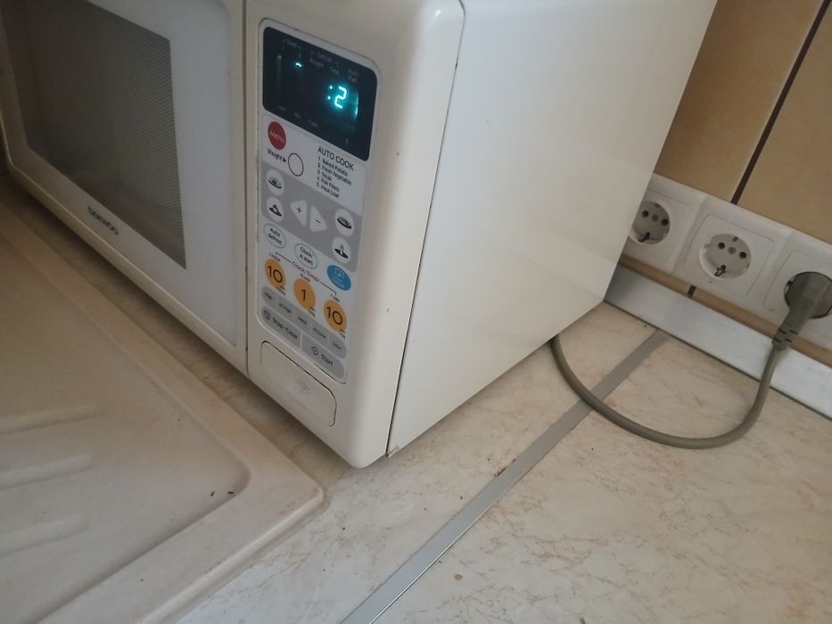 Cuptor cu microunde Daewoo KOR-610P NEFUNCTIONAL