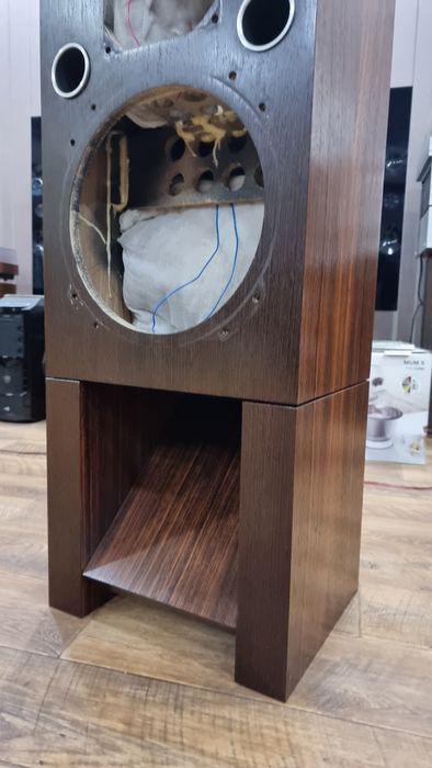 Продаются корпуса 75 АС-065 Электроника