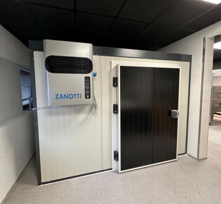 Agregat silentios carcasat echipat vitrina frigorifica camera frig refrigerare cu presostat dual si inalte filtru vizor contactor robineti instalatie