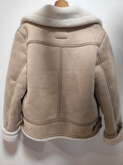 Зимно яке Stradivarius