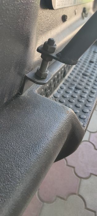 Багажник лесница делика булка