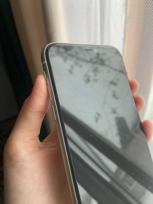 iPhone 11 64 gb white