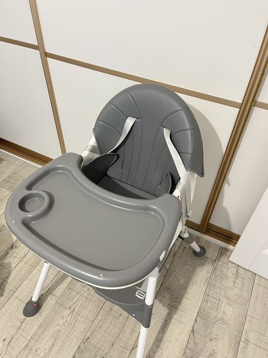 Продам стульчик для кормления