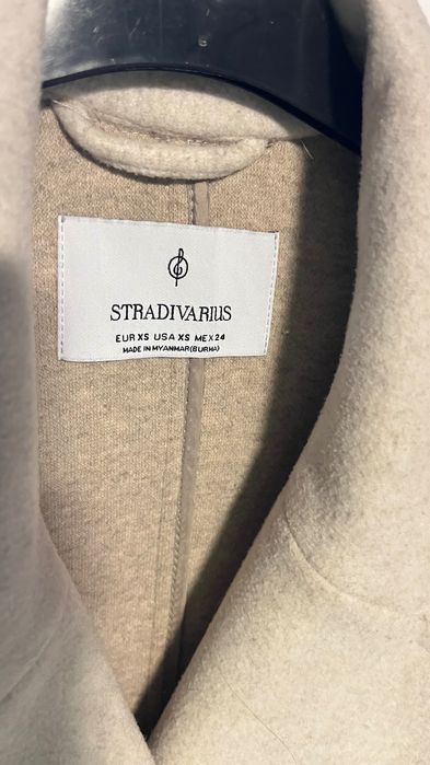 Палто Stradivarius XS размер