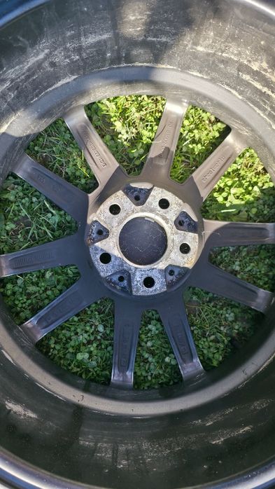 Vând  jante WheelsWorld r18