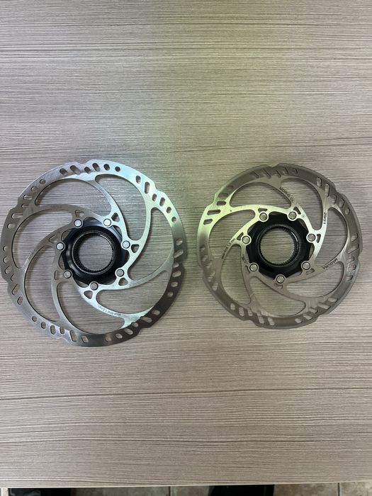 Чисто нови курбел, касета, дерайльор и спирачки Shimano XT 8100