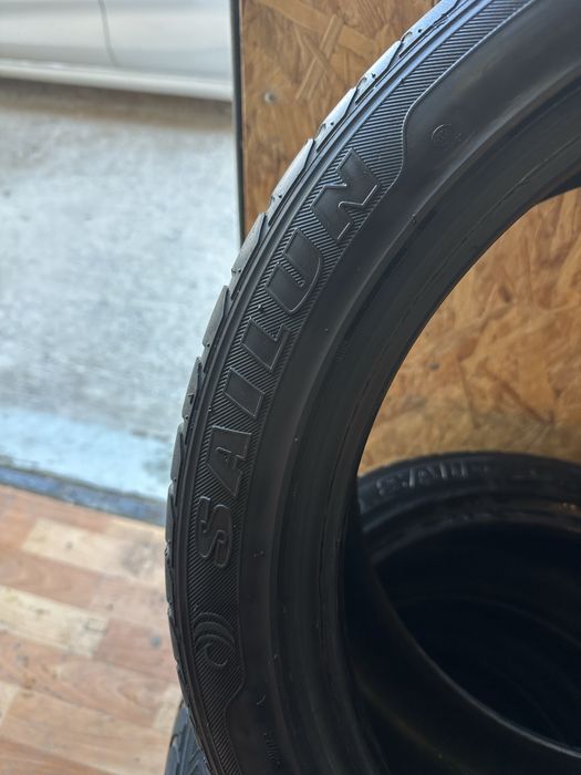 Резина 215/45/17