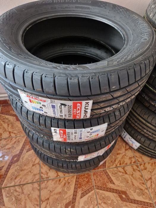 Anvelope vară  Noi 205 60 16 Kumho