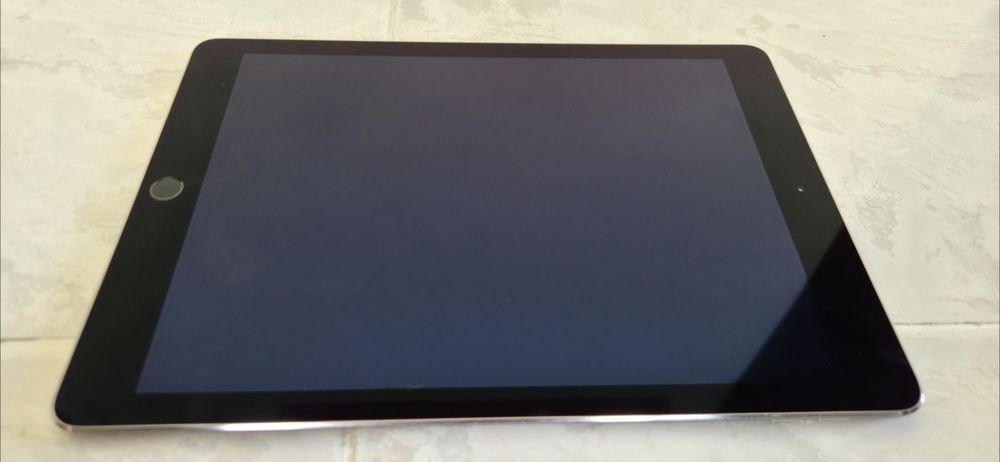Продавам iPad Air 2 (2014) за части