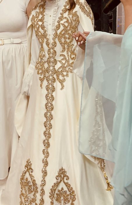 Қыз ұзатуға көйлек