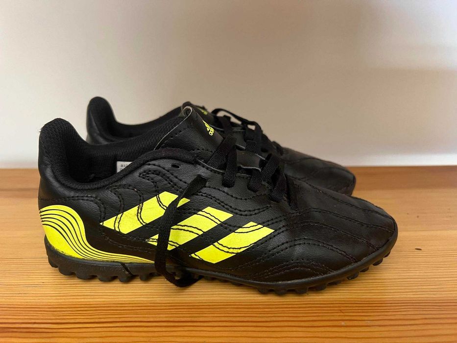 Детски Футболни Стоношки Adidas "Copa" (33 номер / UK:1)