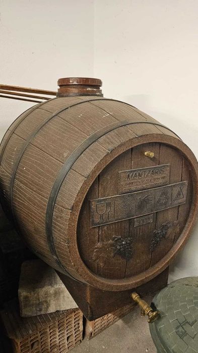 Butoi vin 260/500 litri Mantzaris