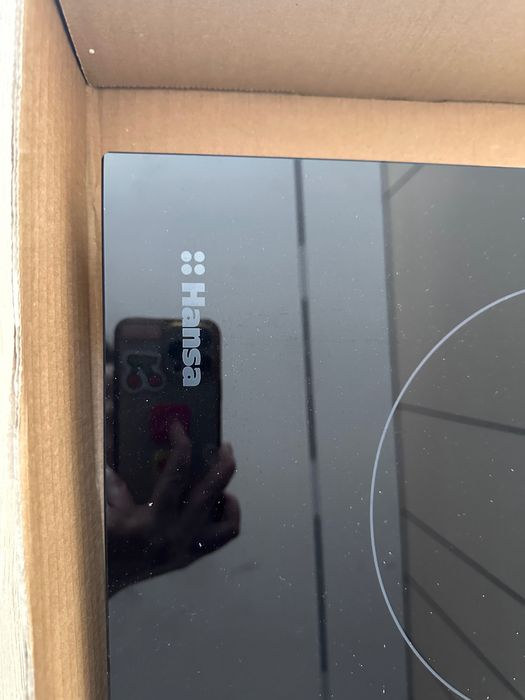 Индукционная плита Hansa