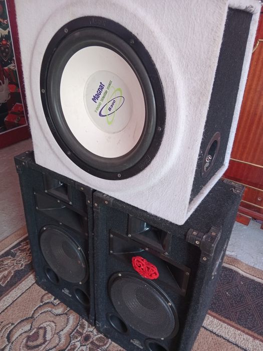 Vand 2 boxe 1 tub de bass