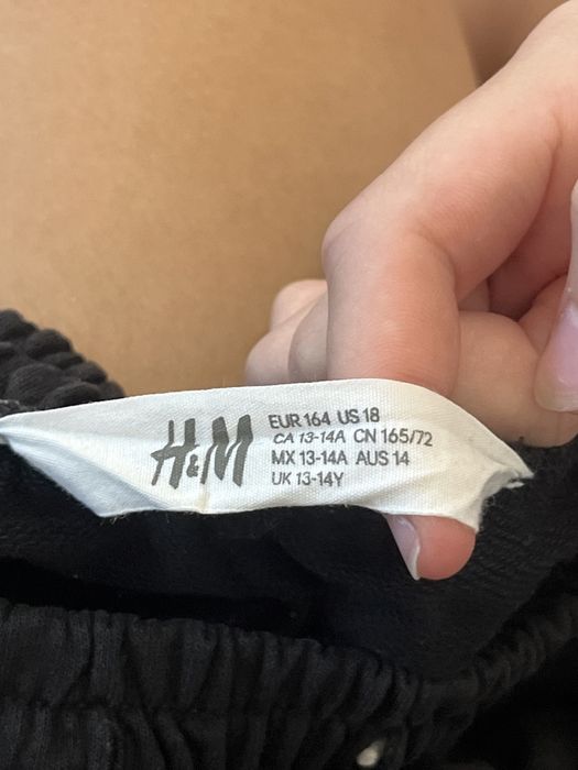 Къси панталонки от плат