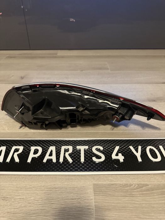 Стоп Mercedes E-Class W214 Перфектен