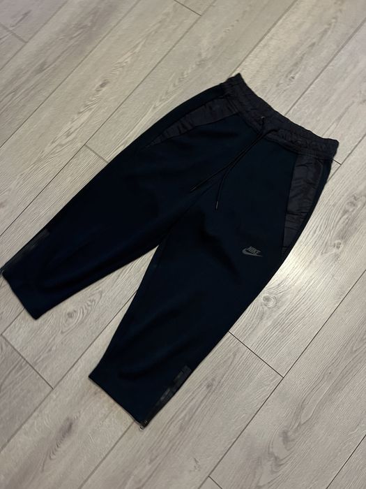 Pantaloni nike tech noi