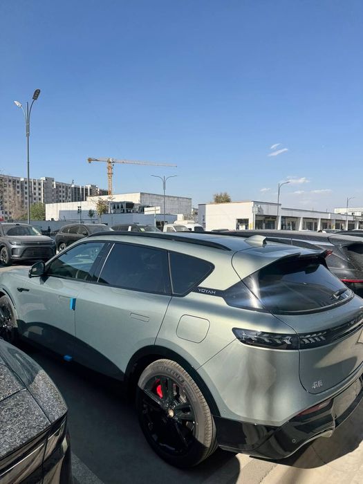 Voyah Free 2024 — 3