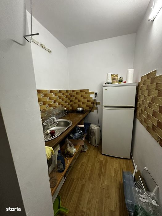 Garsonieră, et. 2, bloc de apartamente, Zona Capăt la 1
