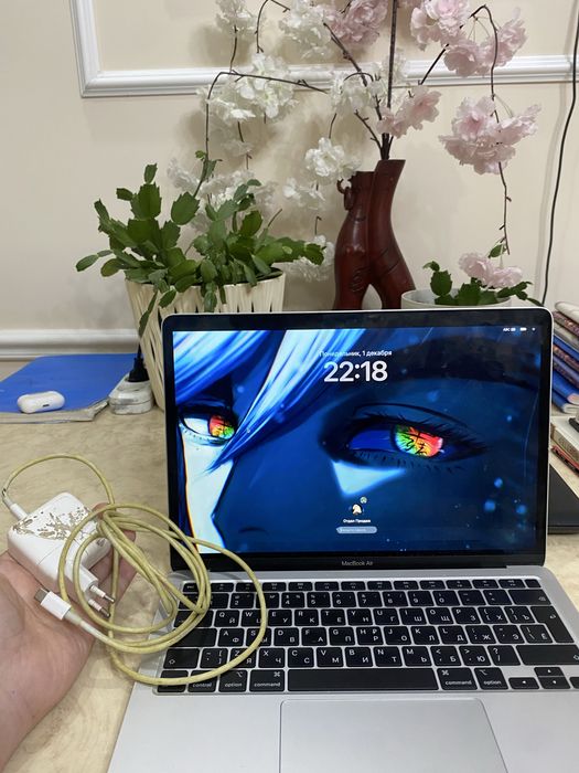 Macbook air Retina 13 inch 2020