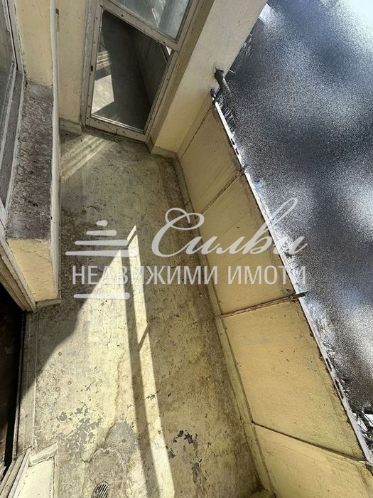 Продава се Едностаен апартамент в Търговище, Изток 1 - 45 кв.м за 941 €/кв.м - Снимка #7