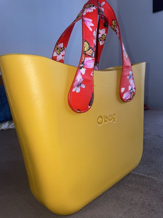 Geanta O bag galbenă