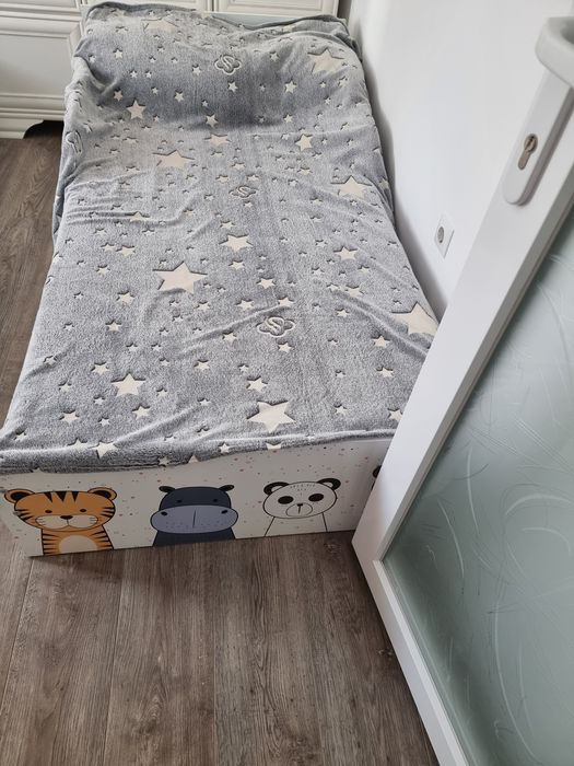 Pat copii ca și nou